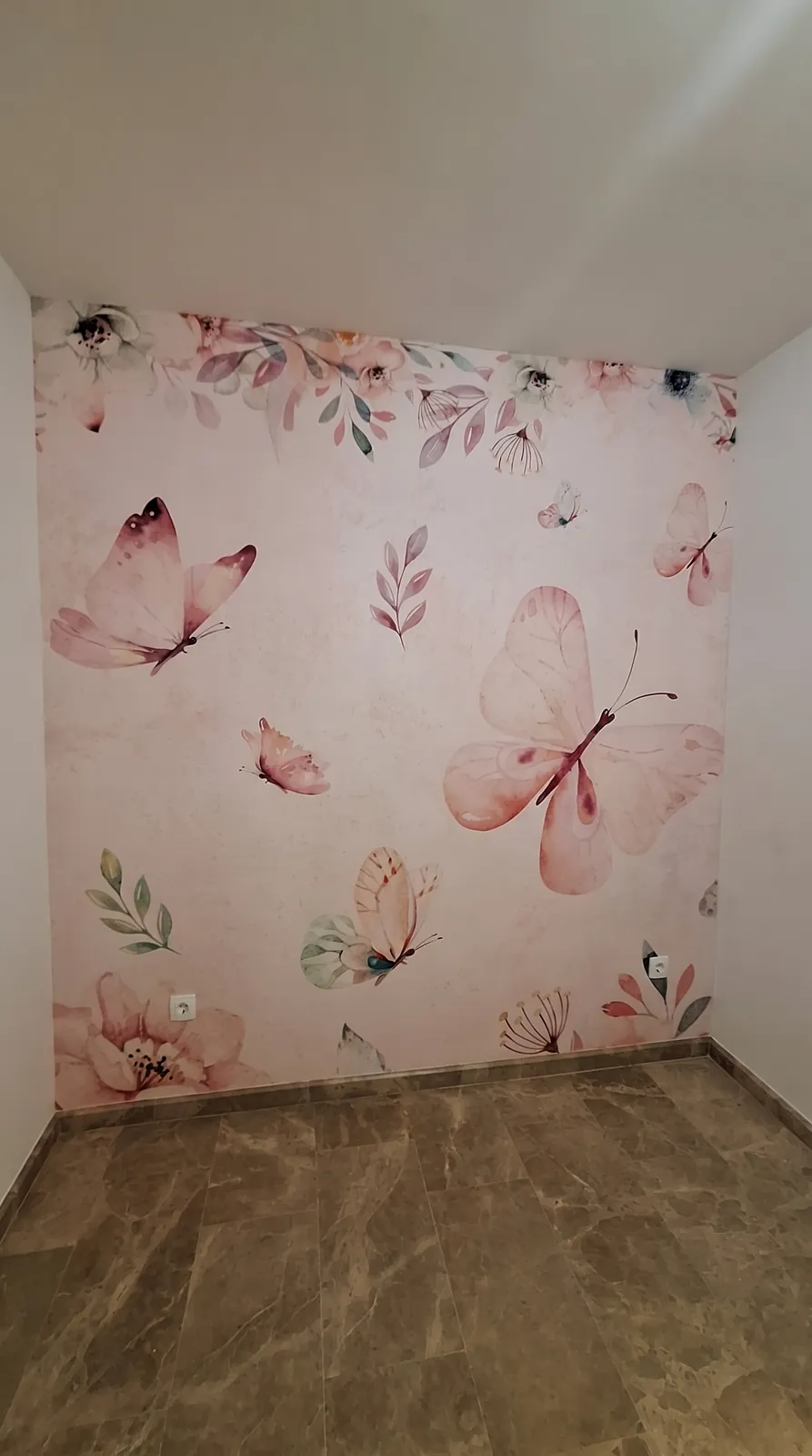Butterfly Serenity - Roza